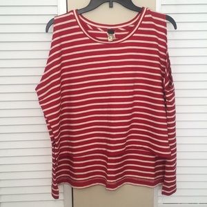 *3 for $15* NWOT We the Free hi-low crop tank